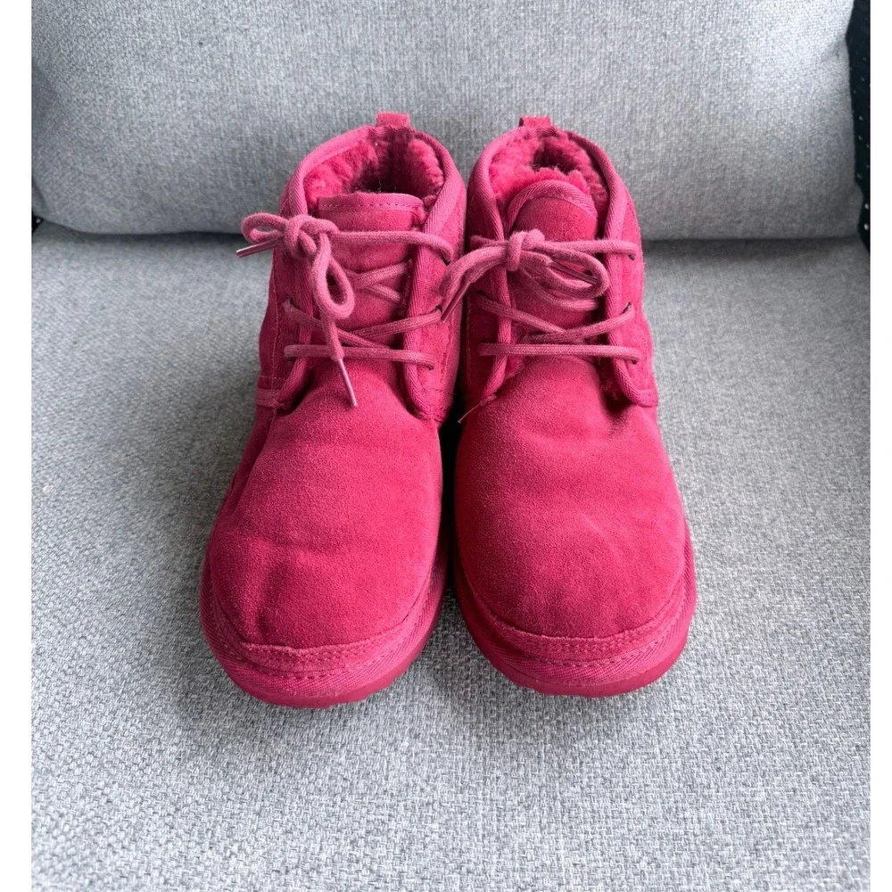UGG neumel lace